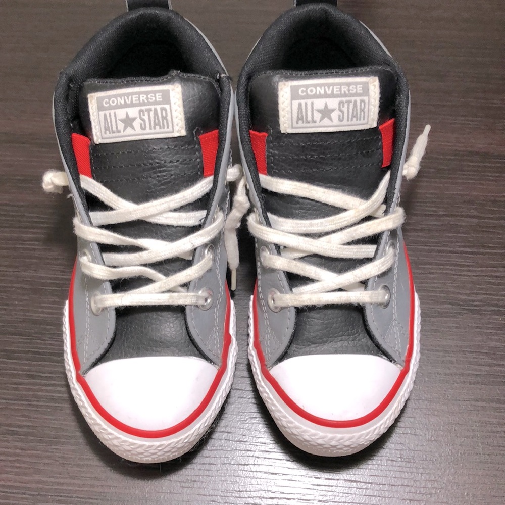 Boys sneakers